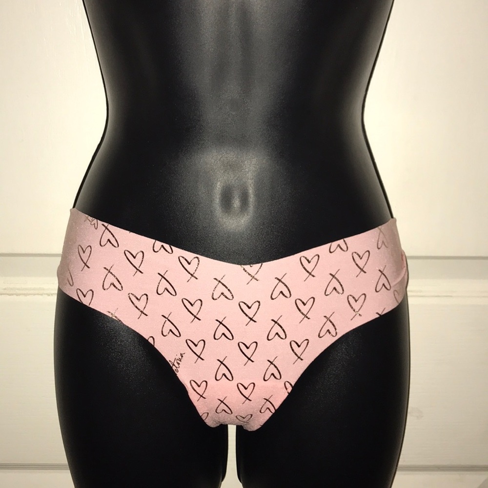 PINK VS Thong Panty